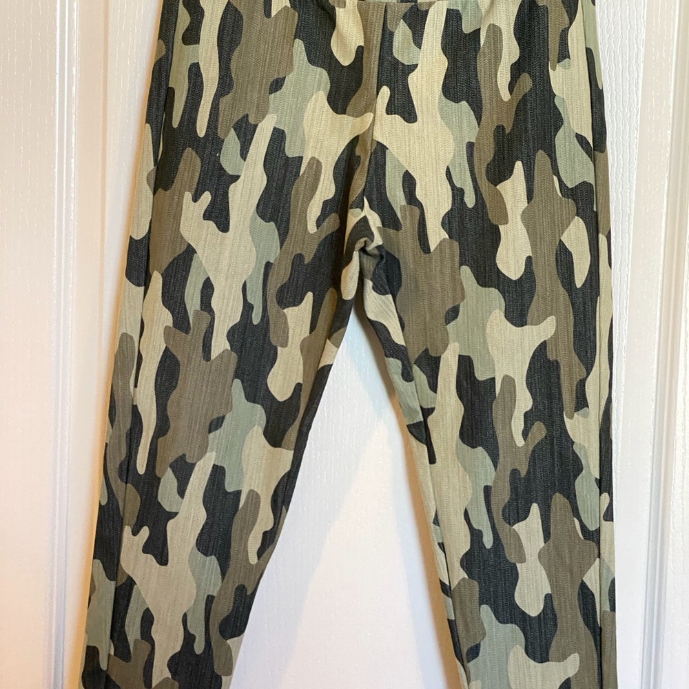 COPY - Camo Jeggings
